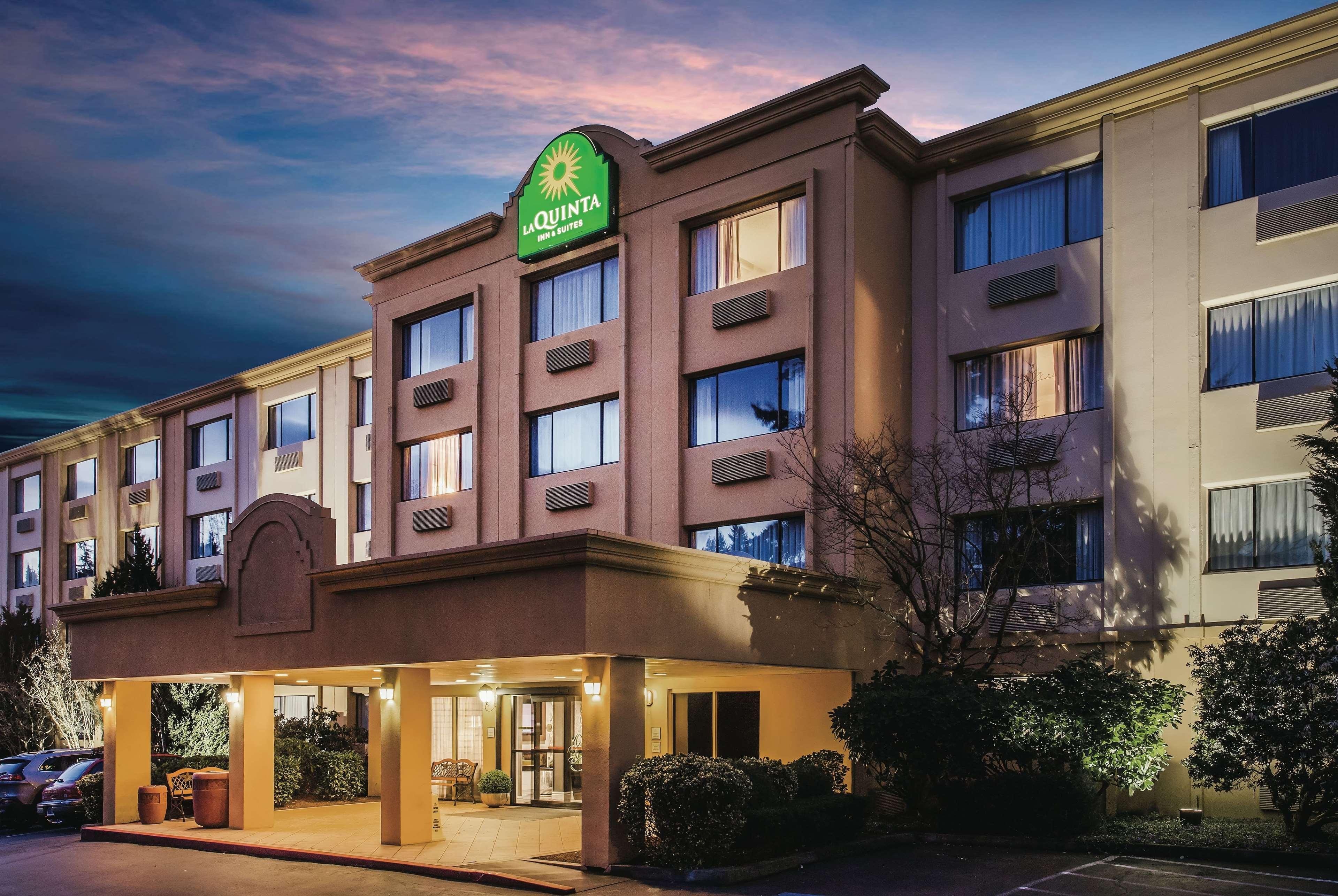 La Quinta By Wyndham Seattle Bellevue / Kirkland Hotell Exteriör bild